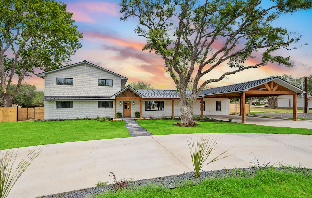 Financing options for roofing in East Dallas